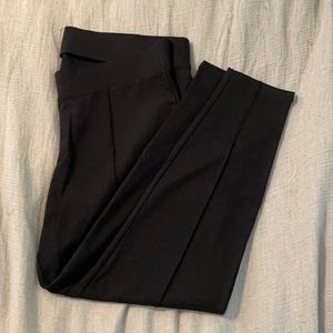 Torrid ankle pants with leg seam size 1